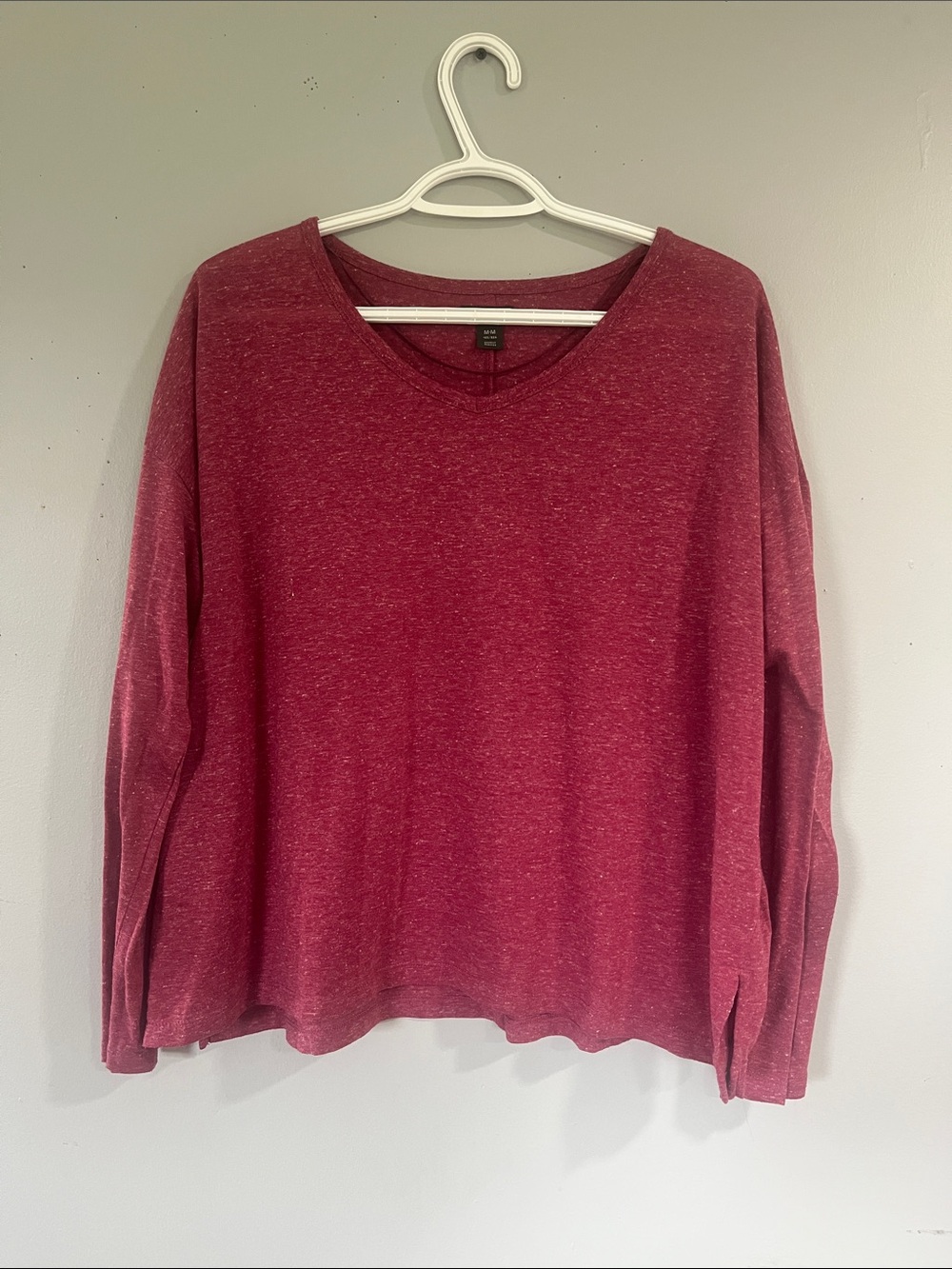 Roots Canada Heathered V-Neck Top - Burgundy Medium